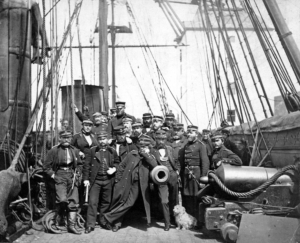 Officerer ombord på fregatten Jylland i København 15.5.1864
